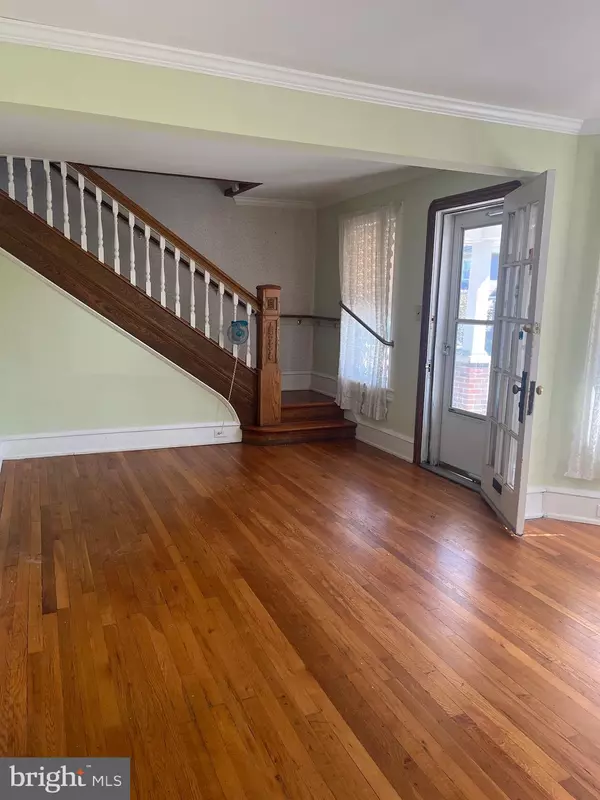 Collingswood, NJ 08108,17 HARVARD AVE