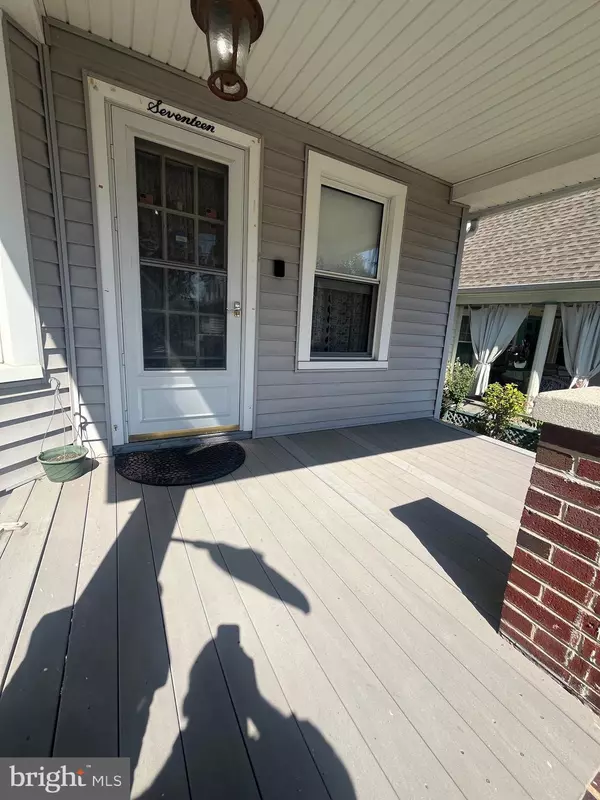 Collingswood, NJ 08108,17 HARVARD AVE