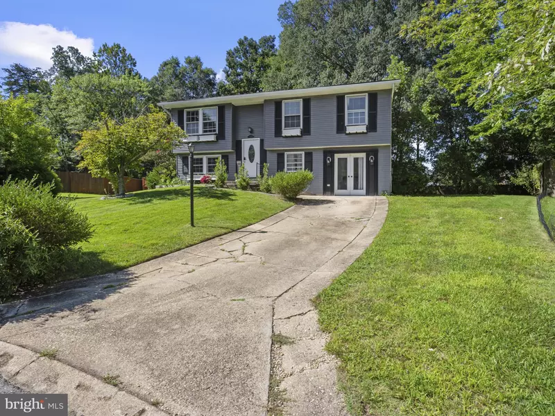 1112 CORNELL LN, Waldorf, MD 20602