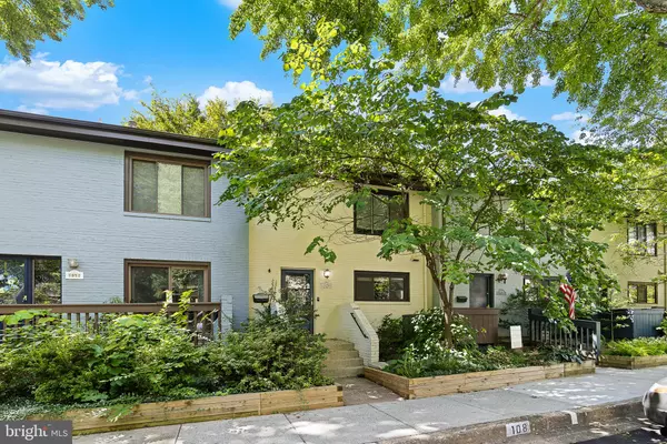 Reston, VA 20191,2050 GOLF COURSE DR