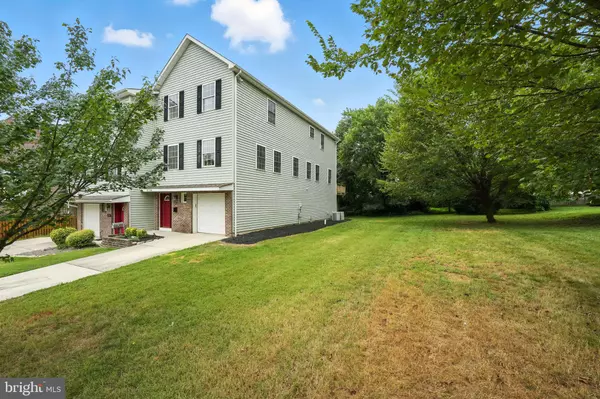 Arlington, VA 22204,2134 S LOWELL ST