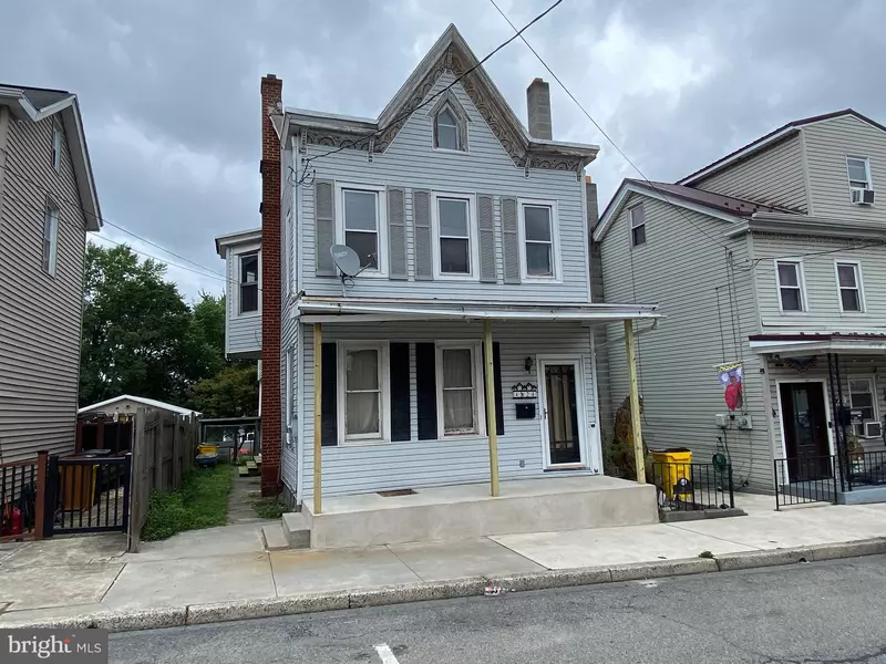 24 N BERNE ST, Schuylkill Haven, PA 17972
