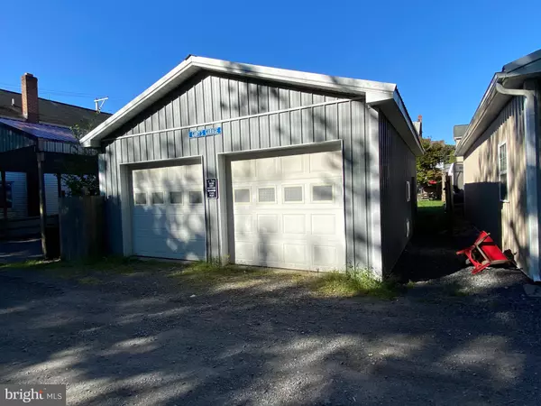 Schuylkill Haven, PA 17972,24 N BERNE ST