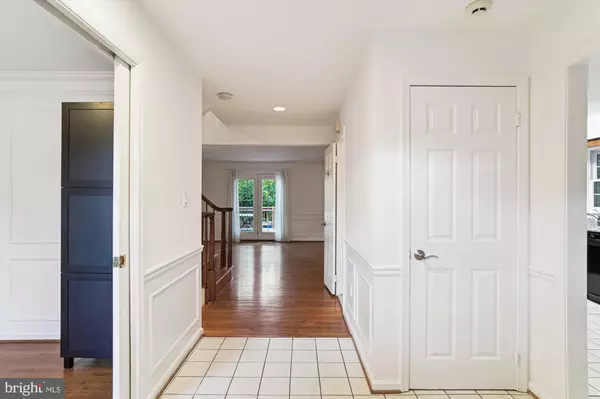 Rockville, MD 20852,10940 BREWER HOUSE RD