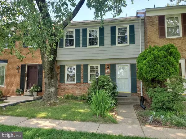 2 CHANTILLY CT, Rockville, MD 20850