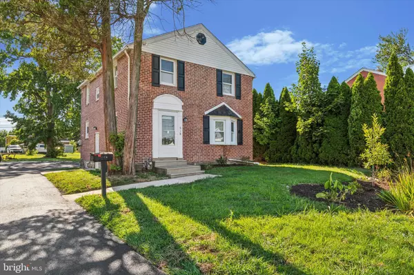 618 W SOUTH AVE, Glenolden, PA 19036