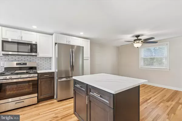 Glenolden, PA 19036,618 W SOUTH AVE