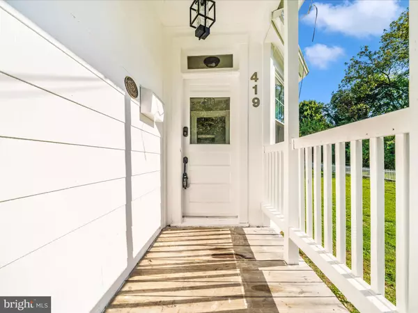 Rockville, MD 20850,419 READING AVE