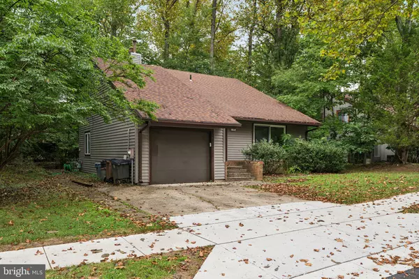 2 TAPIOLA CT, Rockville, MD 20850