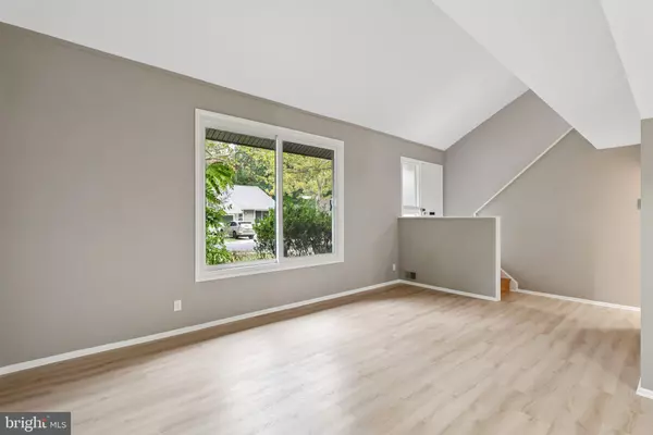 Rockville, MD 20850,2 TAPIOLA CT