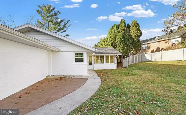 York, PA 17403,1615 CRESTLYN RD