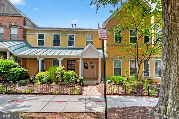 Washington, DC 20019,3709 GRANT PL NE #B
