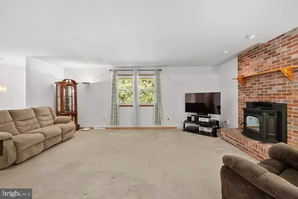 Baldwin, MD 21013,13406 FORK RD