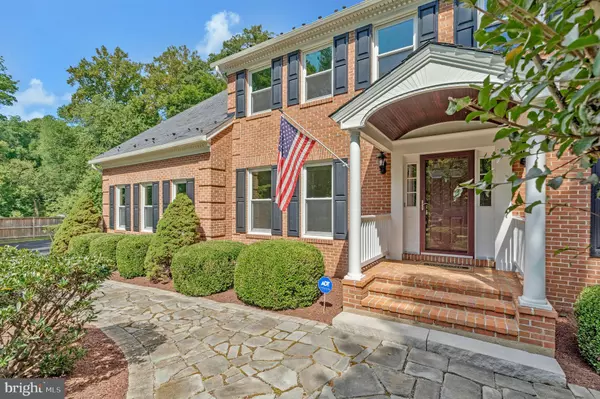 Sterling, VA 20164,116 LAKE DR