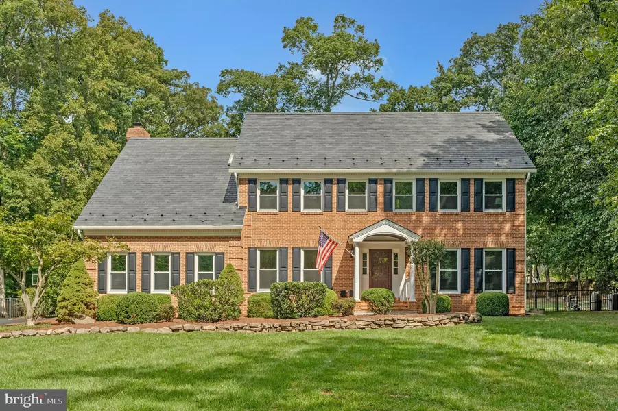 116 LAKE DR, Sterling, VA 20164