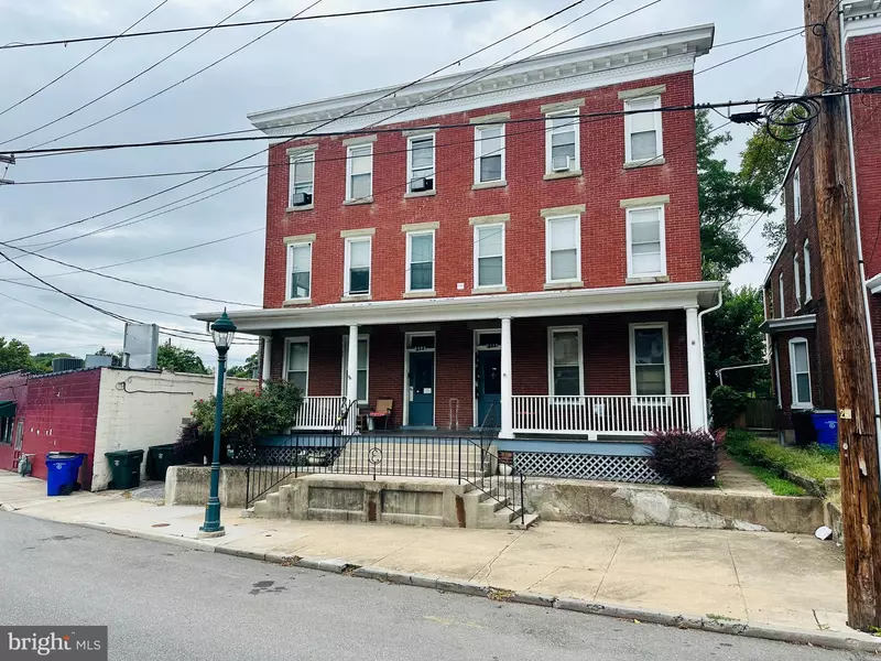 311 SUMMIT AVE, Hagerstown, MD 21740