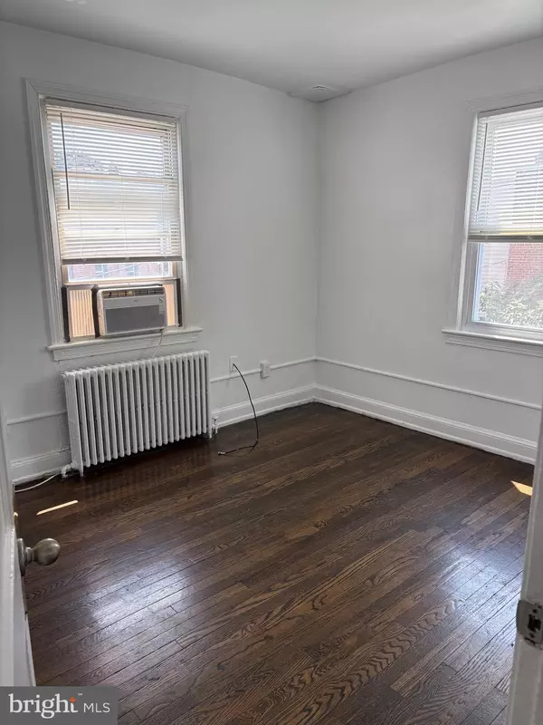 Washington, DC 20002,2425 E ST NE