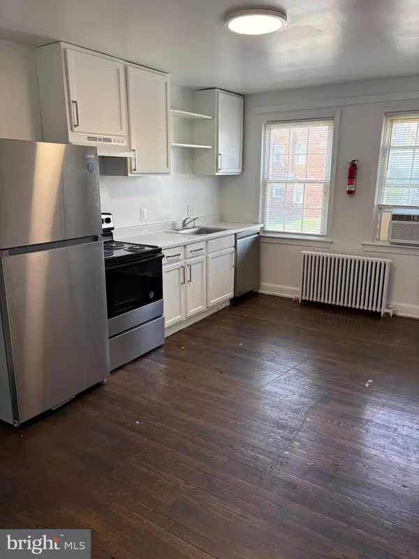 Washington, DC 20002,2425 E ST NE