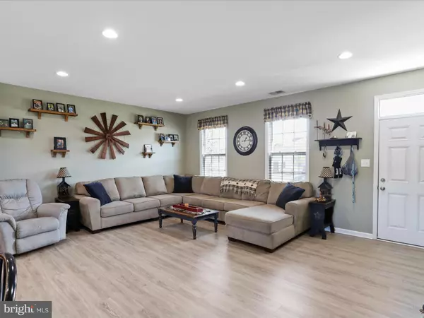 Martinsburg, WV 25403,220 TOULOUSE LN
