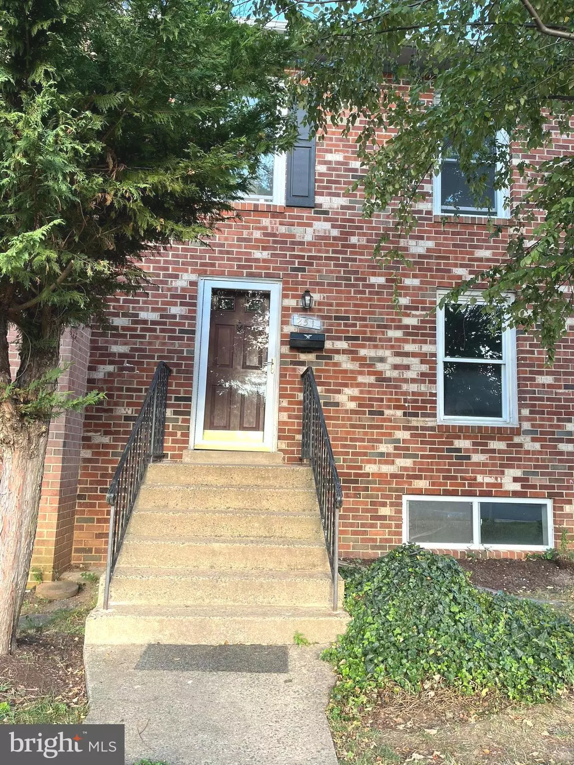 Leesburg, VA 20176,251 MEADOWS LN NE