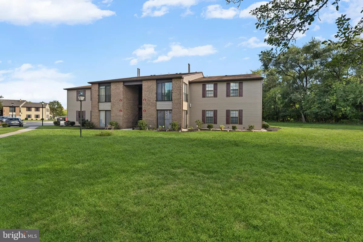 Sewell, NJ 08080,15 IPSWICH PL #BUILDING N