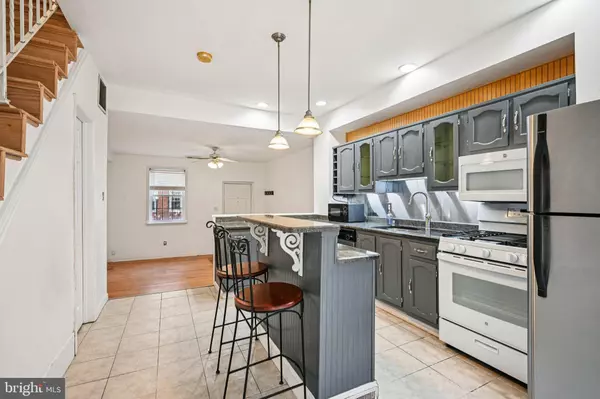 Philadelphia, PA 19147,408 MONROE ST