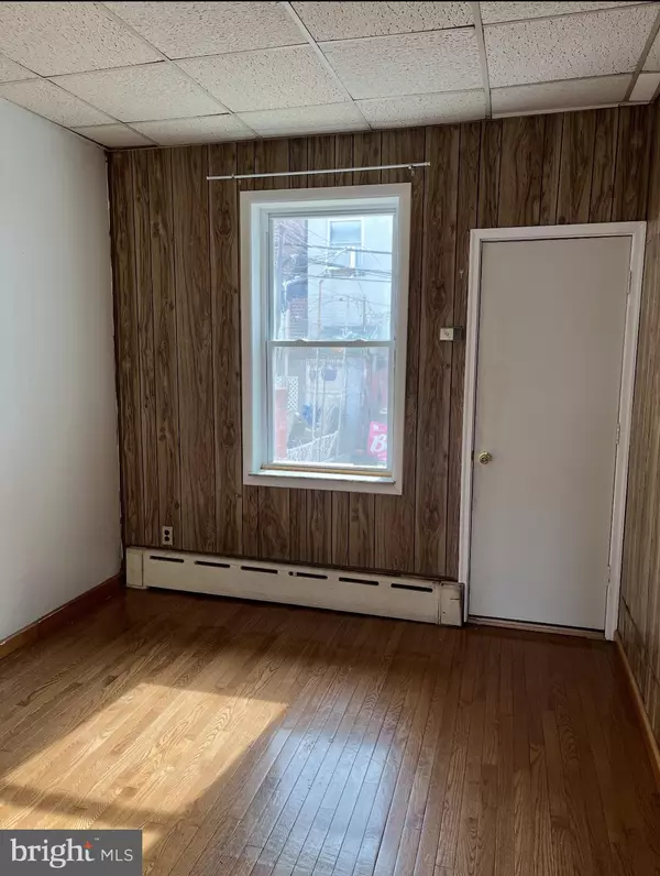 Philadelphia, PA 19148,1218 MCKEAN ST