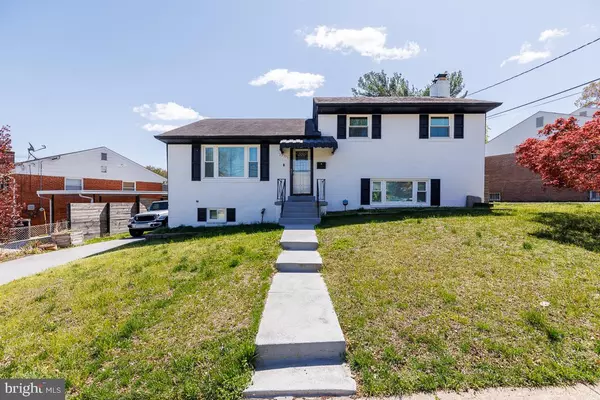 5911 15TH AVE, Hyattsville, MD 20782