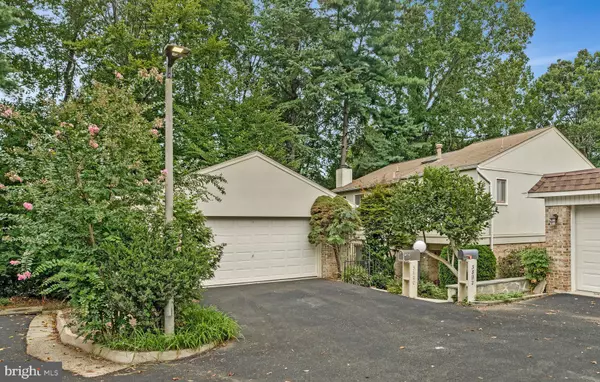 3800 HEMLOCK WAY, Fairfax, VA 22030