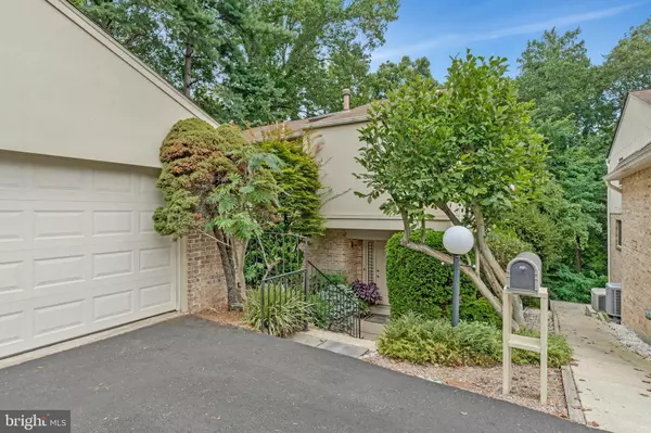 Fairfax, VA 22030,3800 HEMLOCK WAY