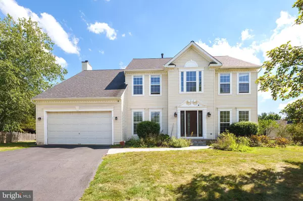 11 HENLEY PL, Pennington, NJ 08534