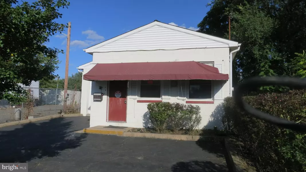 322 ROBBINS AVE, Ewing Twp, NJ 08638