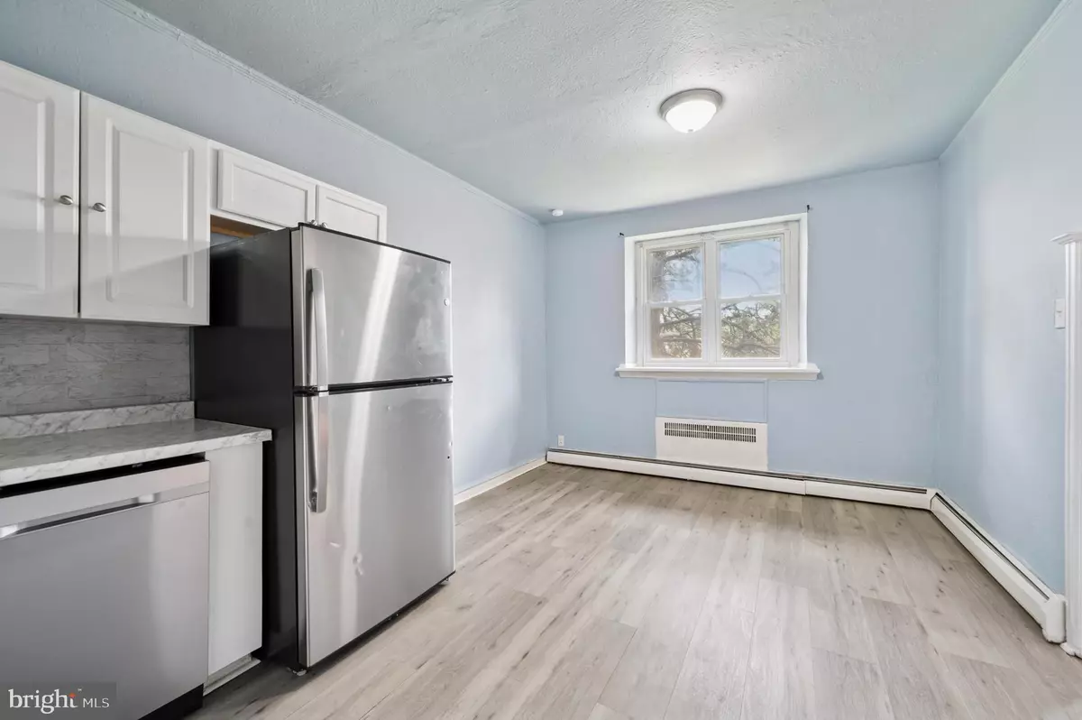 Philadelphia, PA 19131,5200 W MONTGOMERY AVE #18