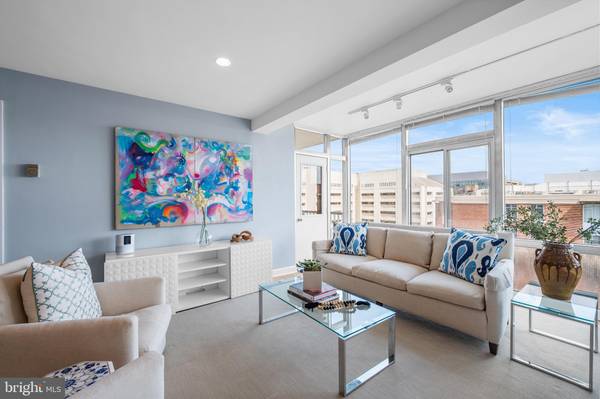 Washington, DC 20037,730 24TH ST NW #906/907