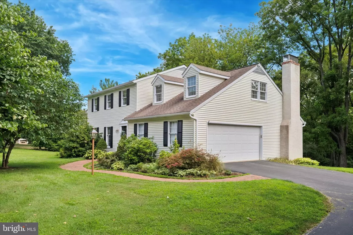 West Chester, PA 19382,947 JEFFERIS BRIDGE RD