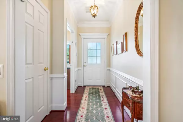 Lorton, VA 22079,8905 PERIWINKLE BLUE CT