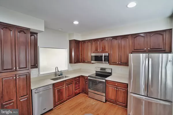 Springfield, VA 22152,8024 READINGTON CT