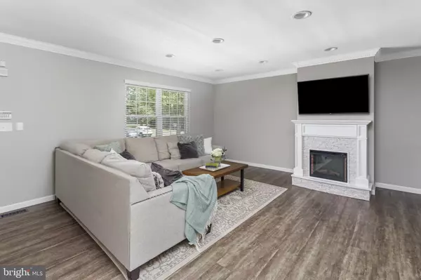 Hamilton, NJ 08690,37 STAFFORD CT