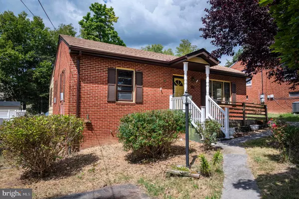 Strasburg, VA 22657,373 WALTON ST