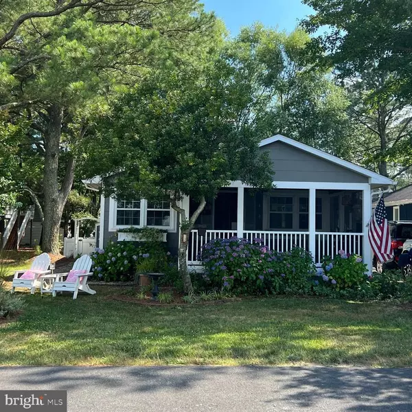 Bethany Beach, DE 19930,604 7TH ST
