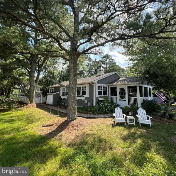 Bethany Beach, DE 19930,604 7TH ST