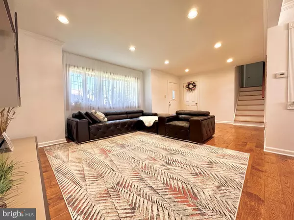 Hamilton, NJ 08610,389 GROPP AVE