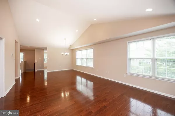 Phoenixville, PA 19460,141 STEWARTS CT #307