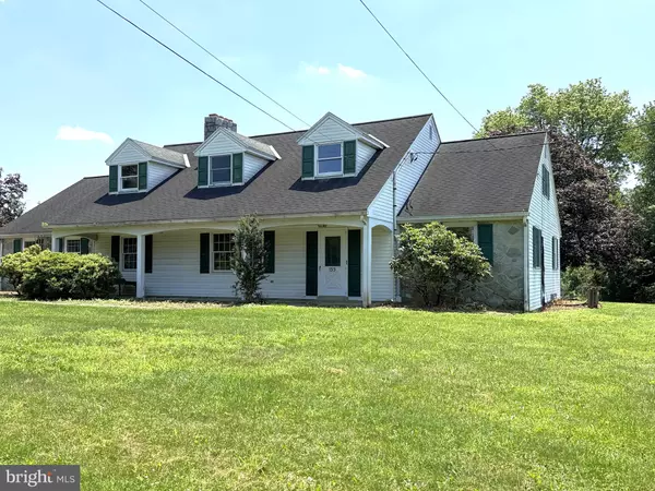 Akron, PA 17501,155 3RD ST