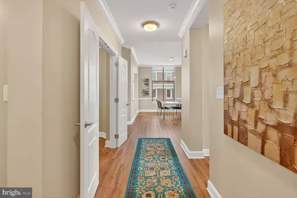 Falls Church, VA 22046,502 W BROAD ST #501