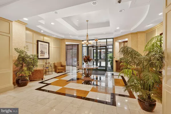 Falls Church, VA 22046,502 W BROAD ST #501