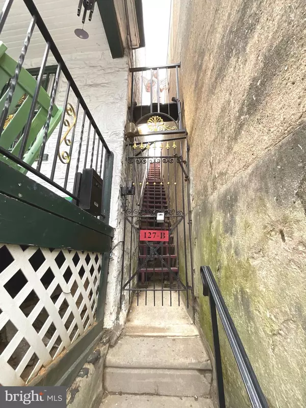 Philadelphia, PA 19127,127 GREEN LN #B