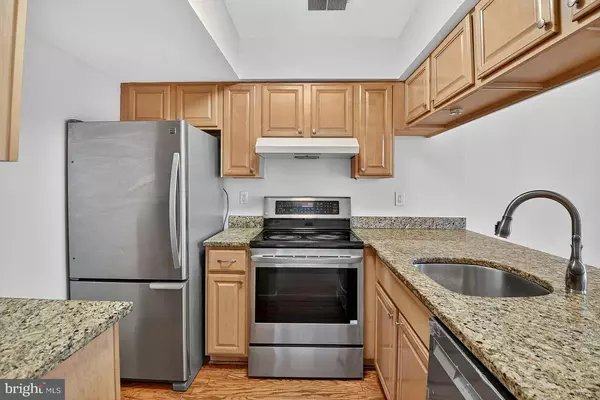 Gaithersburg, MD 20886,9805 LAKE SHORE DR