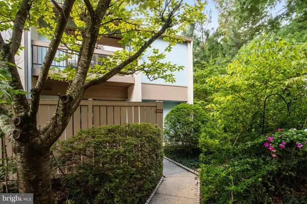 11653 NEWBRIDGE CT, Reston, VA 20191