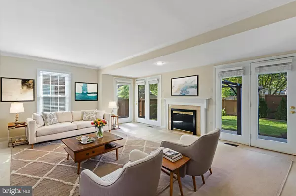 Gaithersburg, MD 20877,208 BRISTOL DOWNS DR